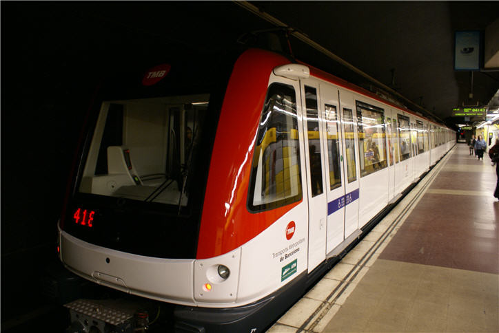 Барселона метро